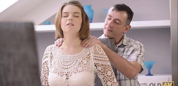  OLD4K. Stunner forgets about exams and has sex with experienced boyfriend